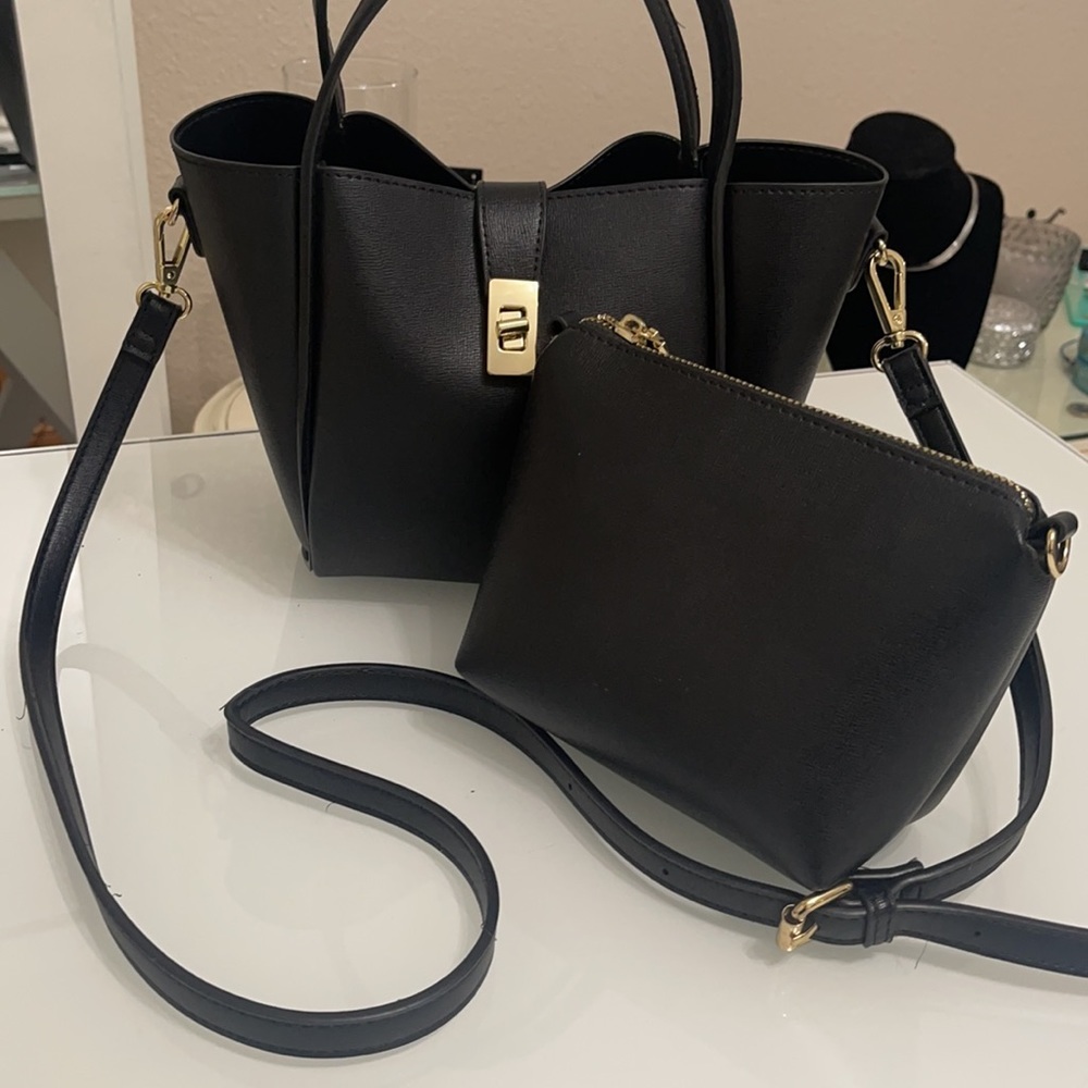 Bag set. Multi use crossbody handbag makeup bag clutch. - Picture 1 of 13